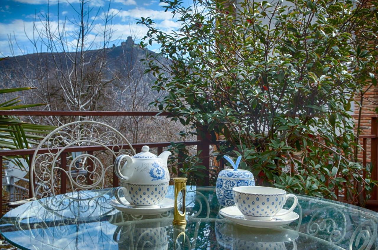 Tatin - Hotel & Cafe In Mtskheta Exterior photo